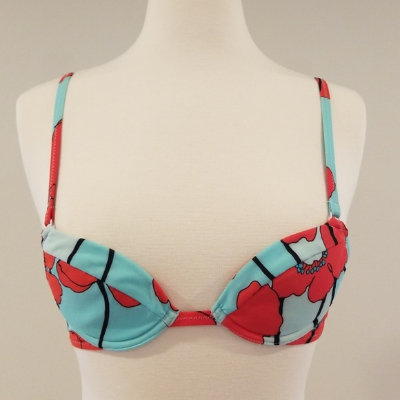 Huit Other - 30A - Huit flowered bikini top